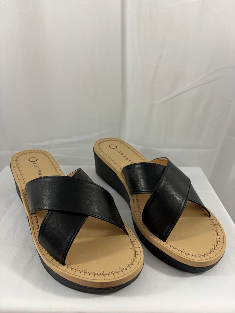 NWT Journee Women’s Size 12 Black Wedge Slide Sandals